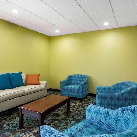 Quality Inn & Suites Arnold - St Louis Extérieur photo